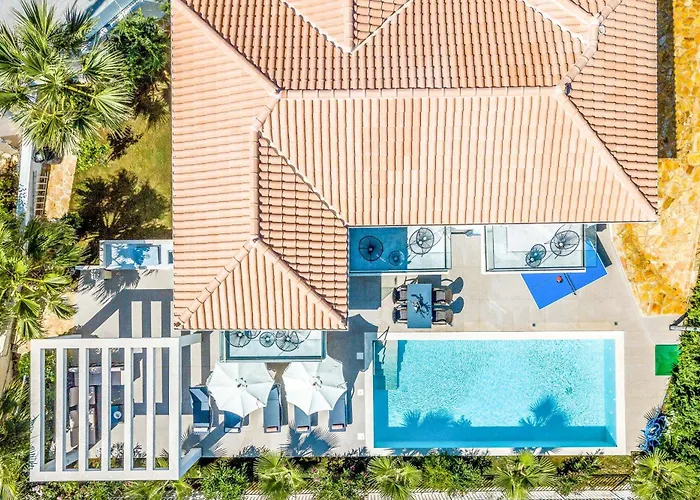 Bay View Ii Villa *